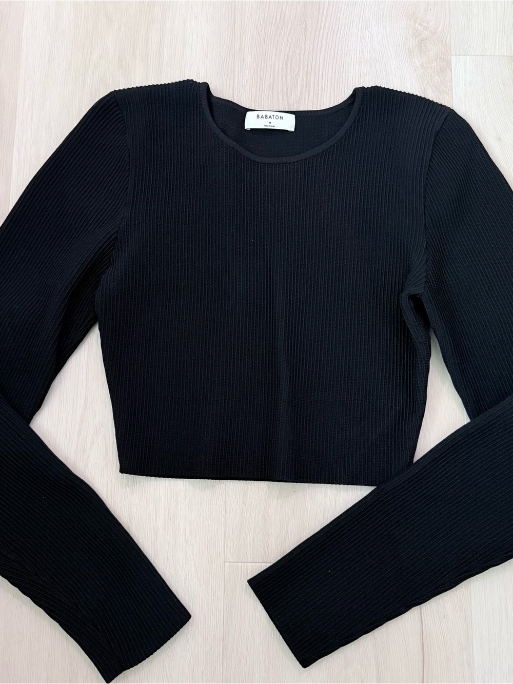 Babaton Black Ribbed Long Sleeve Crop Tee